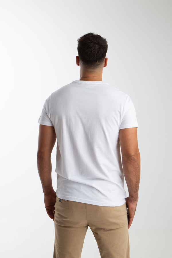 Camiseta Blanca Con Logo en Relieve